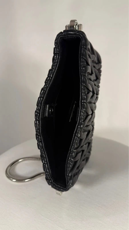 Pochette matelassée Sassy noire