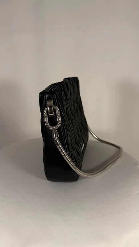 Pochette matelassée Sassy noire