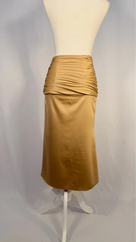 Jupe midi matelassée en poly-satin doré