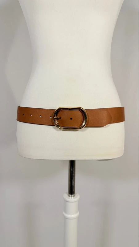 Ceinture en cuir marron boucle ovale doré