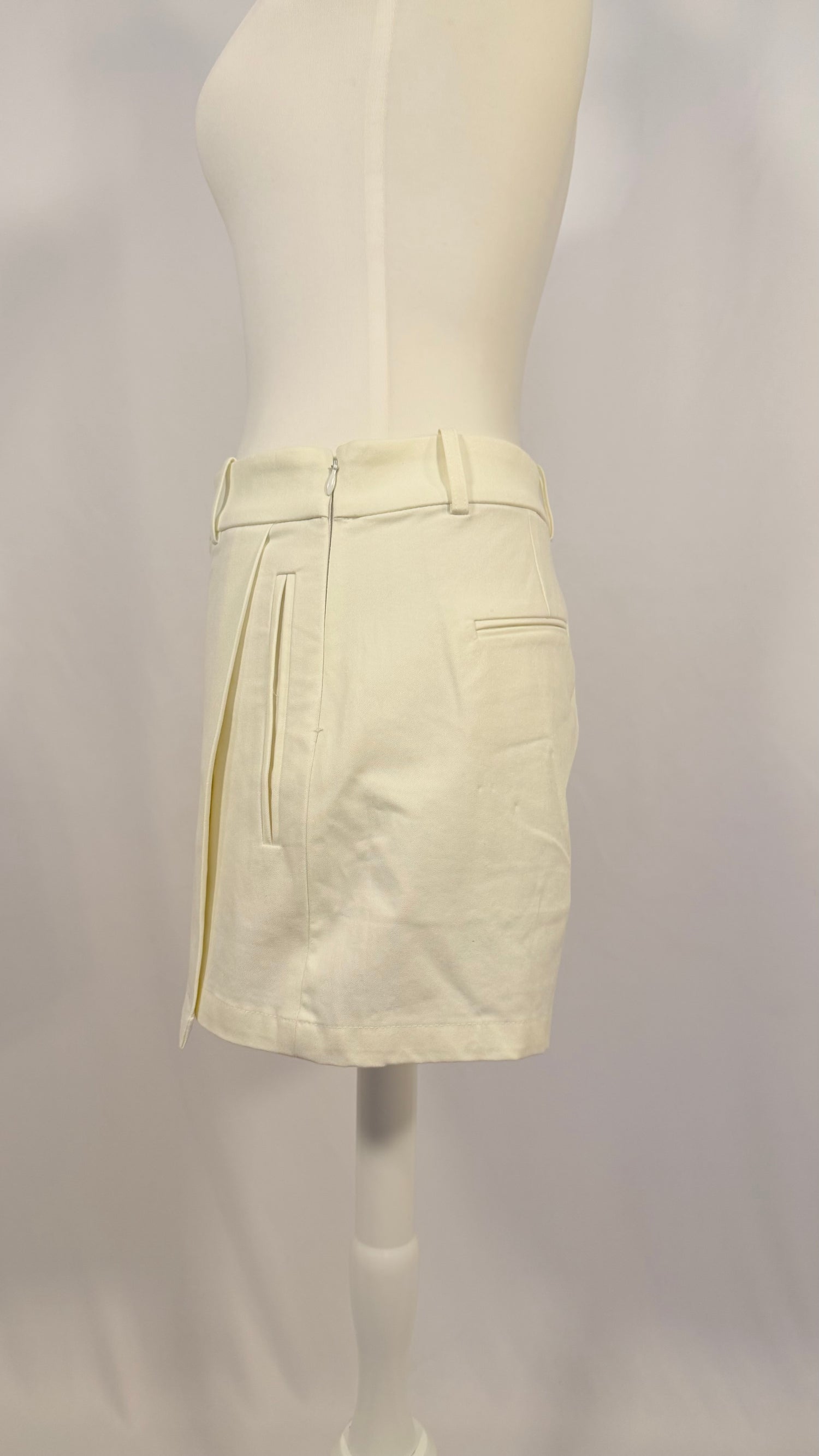 Jupe courte shorty blanc