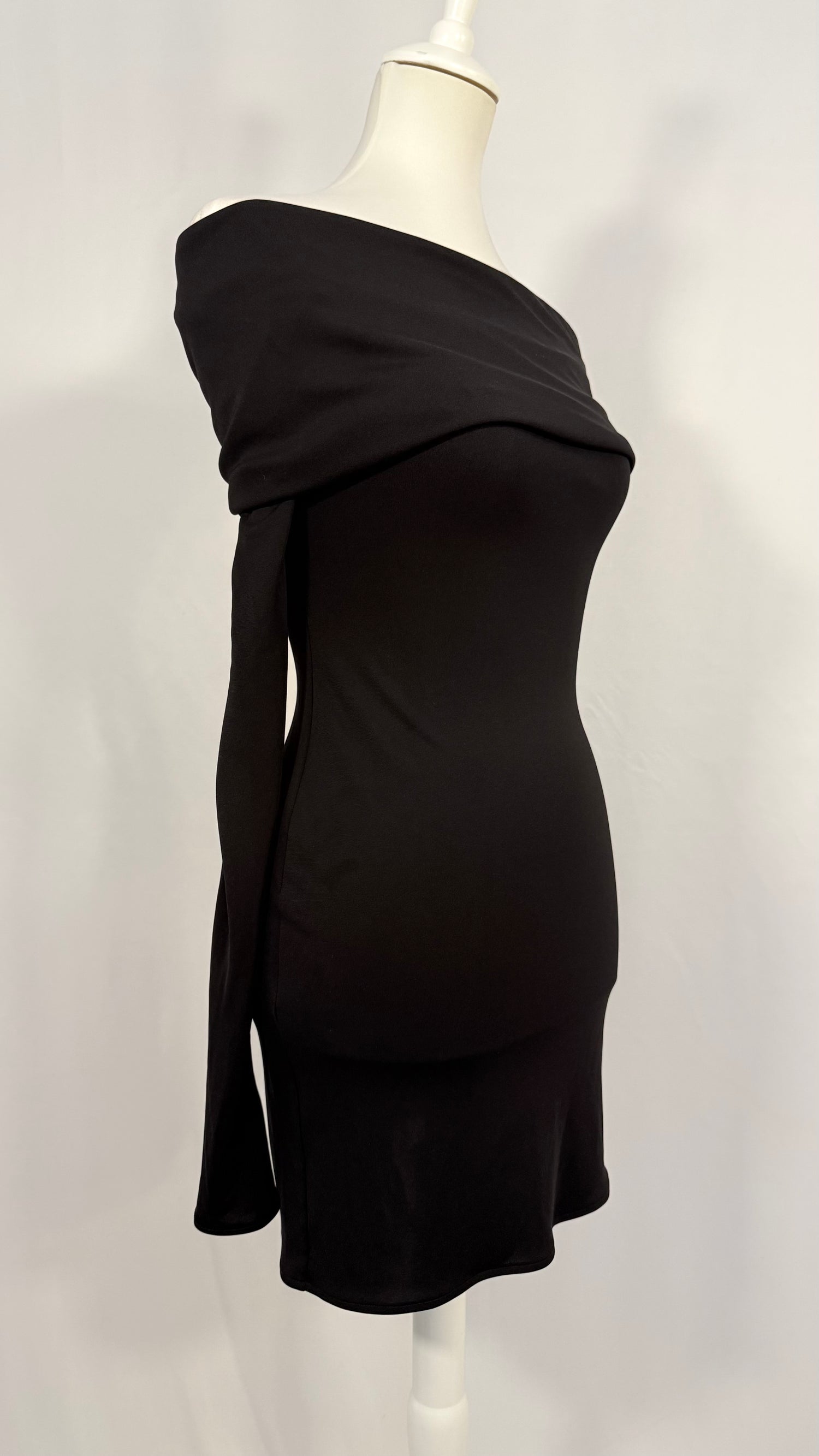 Robe mini Matte Jersey Off Shoulders noire