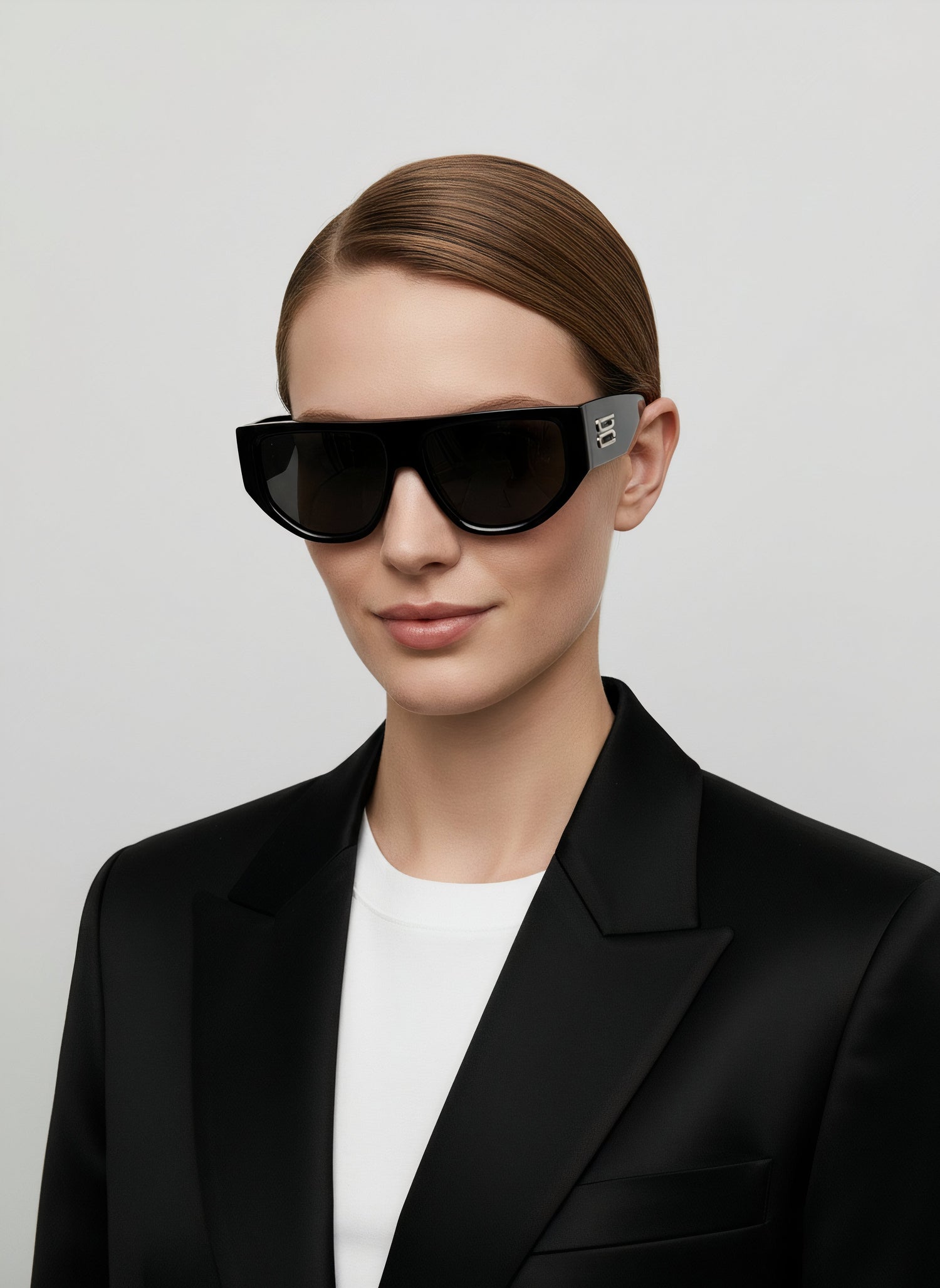 Lunettes de soleil noires oversize